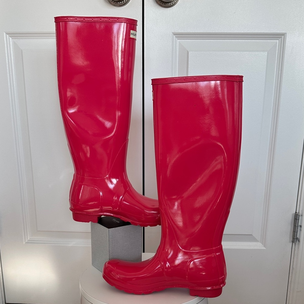 Hunter Original Pink Rubber High-Shine Glossy Waterproof Tall Rain Boots Size 39
